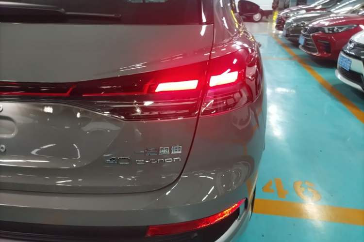 Used Audi Q4 e-tron 2022 40 e-tron Boundary Edition Right Rear Taillight