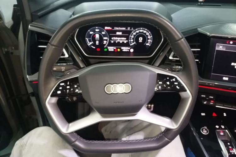 Used Audi Q4 e-tron 2022 40 e-tron Boundary Edition Steering Wheel