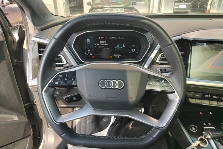 Used Audi Q4 e-tron 2022 40 e-tron Adventure Edition Steering Wheel
