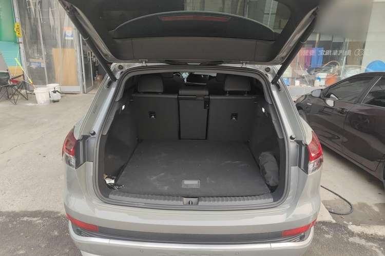 Used Audi Q4 e-tron 2022 50 e-tron quattro Visionary Edition Trunk