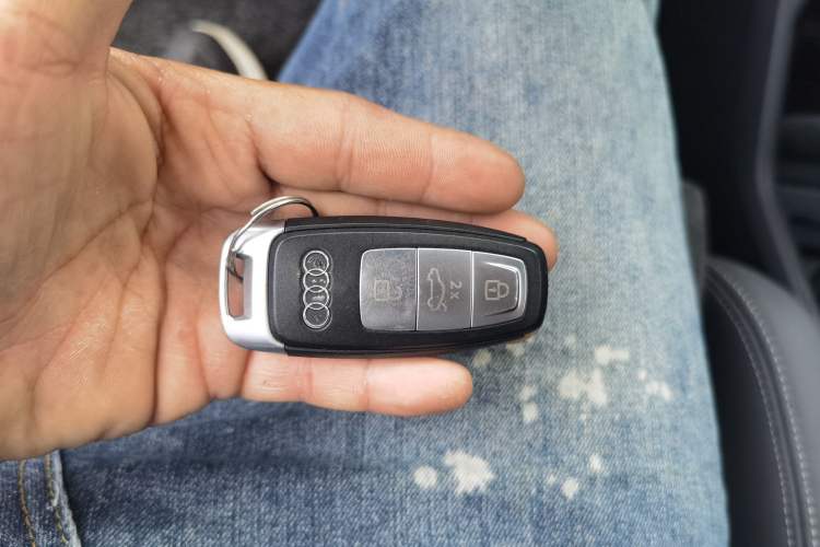 Used Audi Q4 e-tron 2022 50 e-tron quattro Visionary Edition Vehicle Key