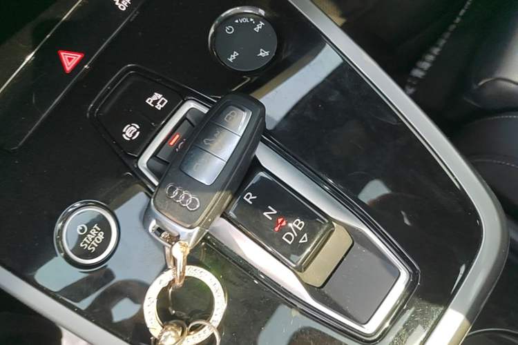 Used Audi Q4 e-tron 2022 40 e-tron Adventure Edition Vehicle Key