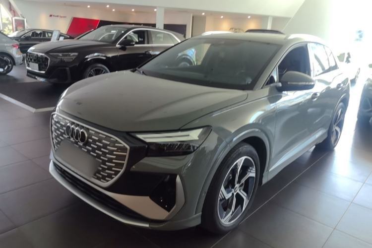 Used Audi Q4 e-tron 2022 40 e-tron Boundary Edition Guazi used car, China used car export, Used car for sale, Used Audi cars, Cheapest cars for sale, Electric vehicle, New energy car