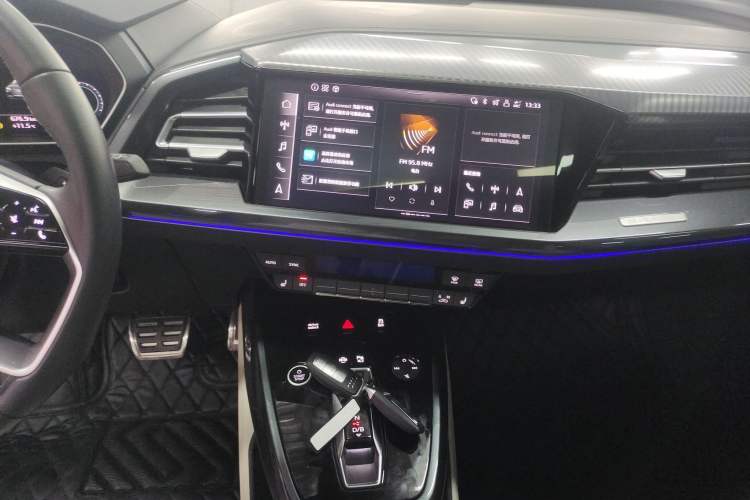 Used Audi Q4 e-tron 2022 40 e-tron Boundary Edition Audio And AC Panel