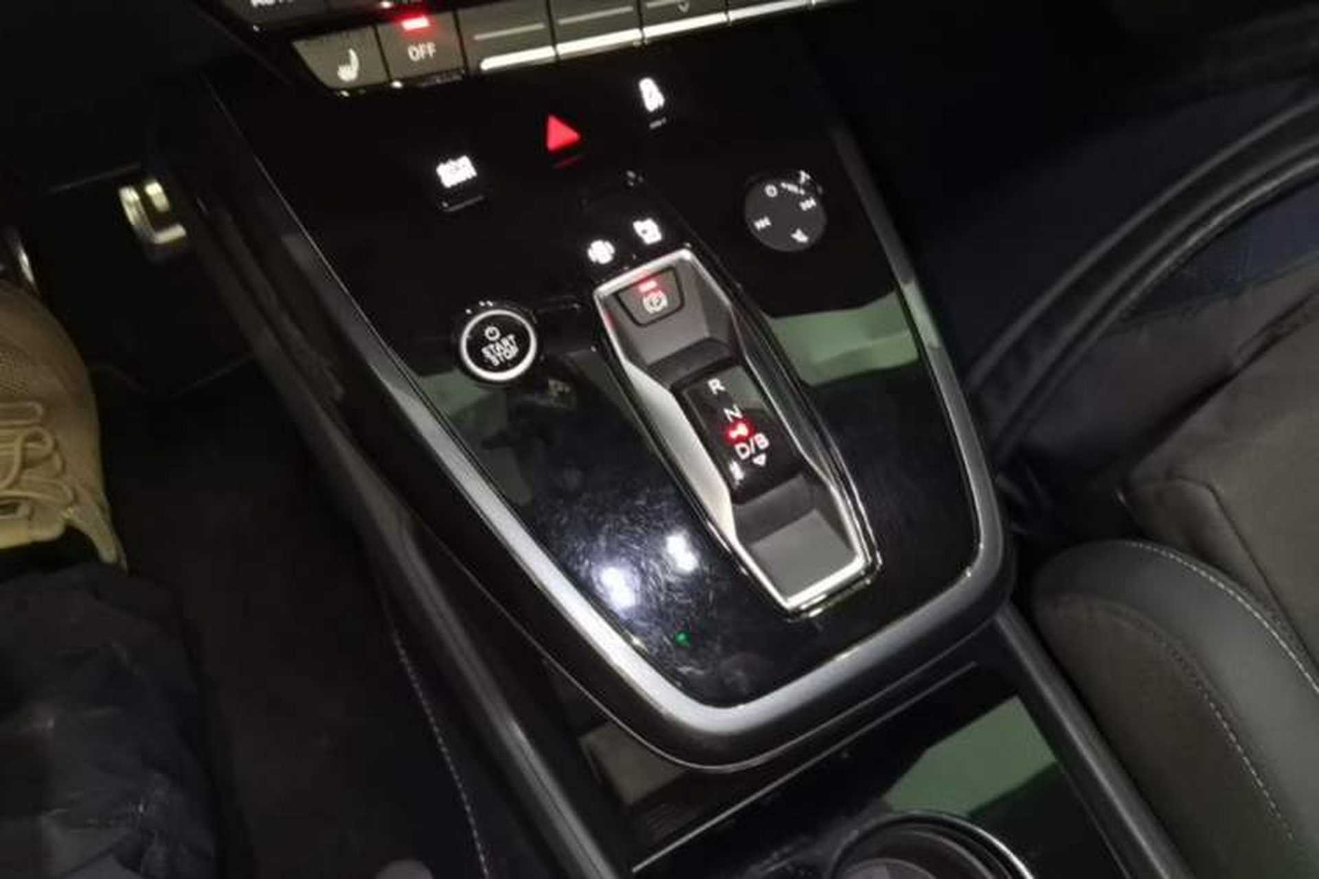 Used Audi Q4 e-tron 2022 40 e-tron Boundary Edition Gear Lever