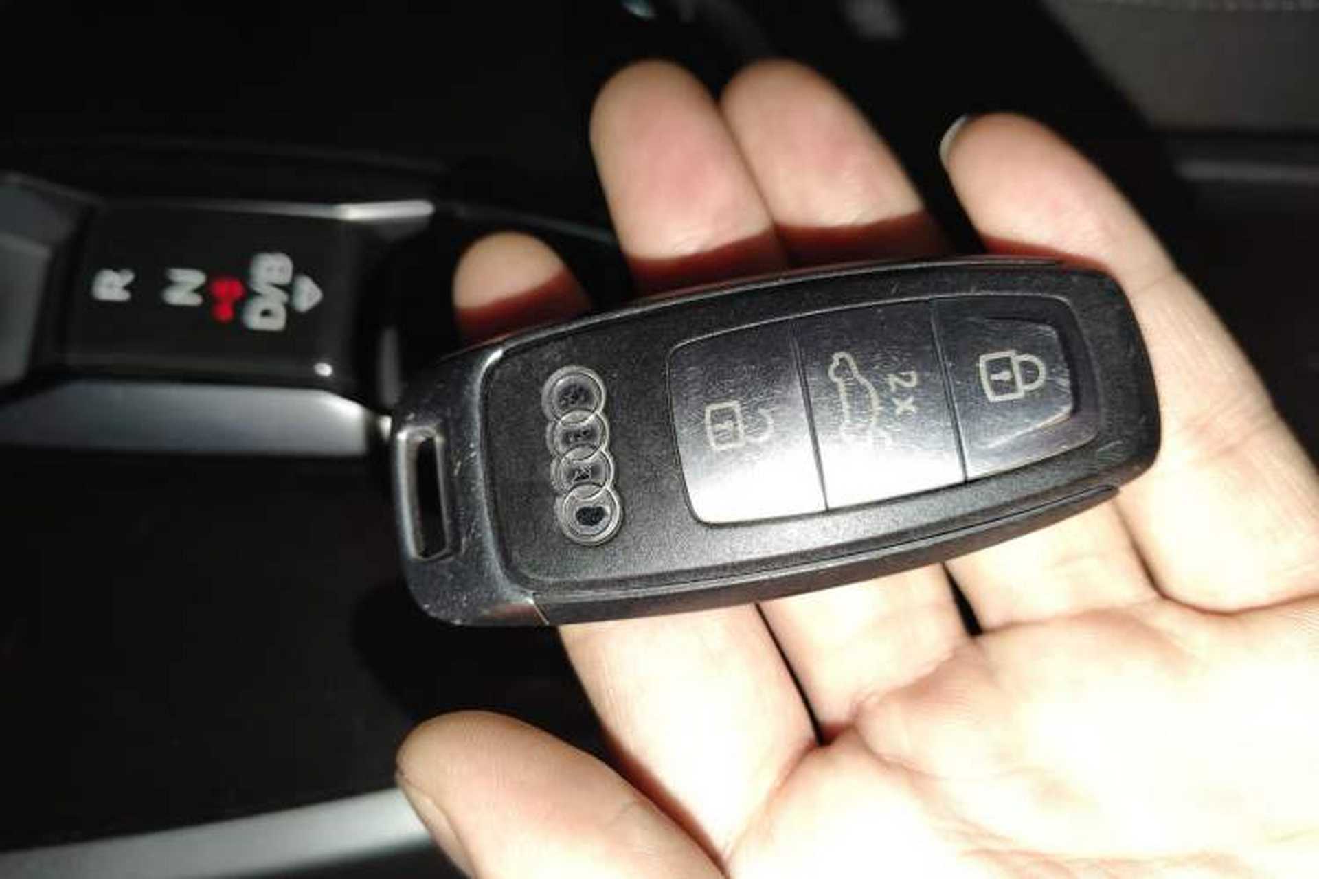 Used Audi Q4 e-tron 2022 40 e-tron Boundary Edition Interior 1