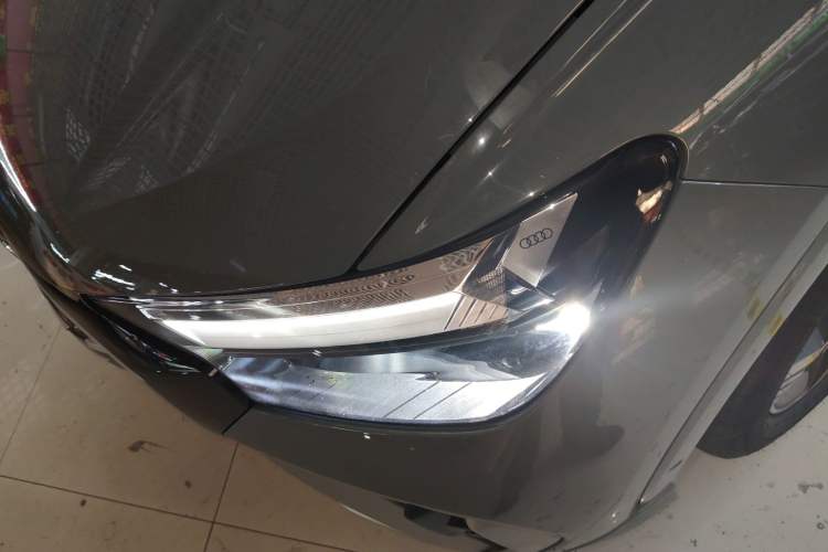 Used Audi Q4 e-tron 2022 40 e-tron Boundary Edition Left Front Headlight