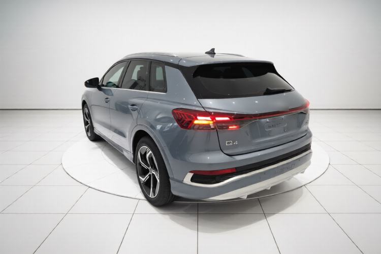 Used Audi Q4 e-tron 2022 40 e-tron Boundary Edition Rear Left 45 Deg
