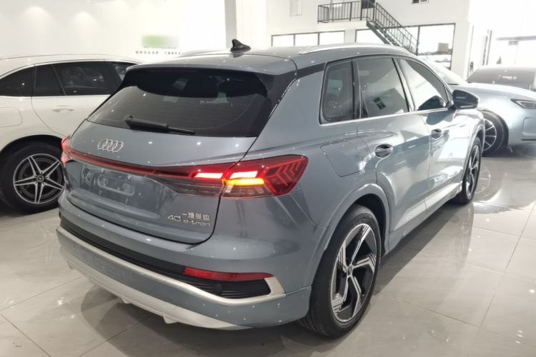 Used Audi Q4 e-tron 2022 40 e-tron Boundary Edition Rear Right 45 Deg