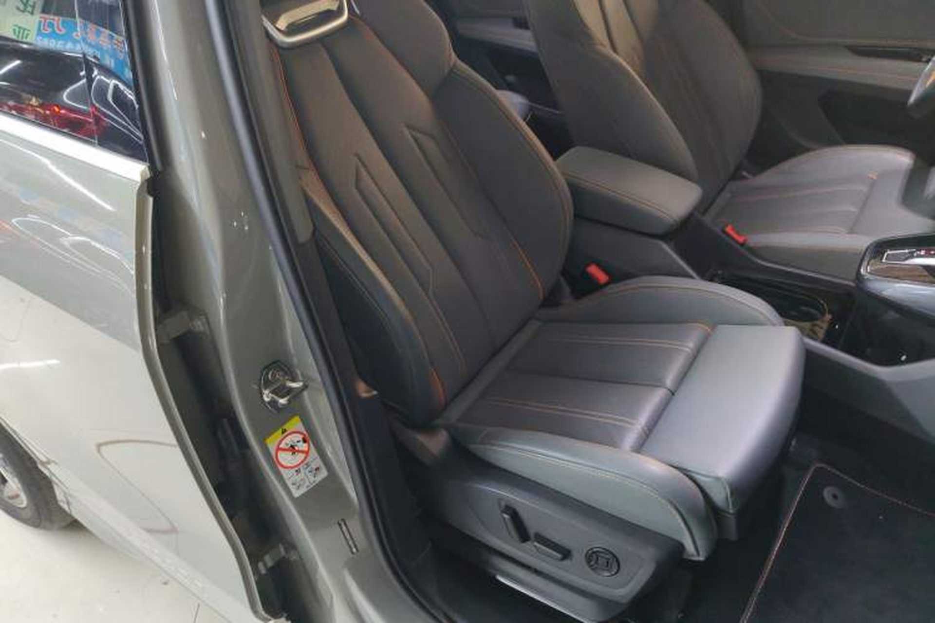 Used Audi Q4 e-tron 2022 40 e-tron Boundary Edition Right Front Seat