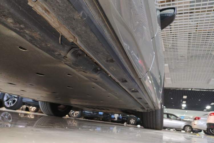 Used Audi Q4 e-tron 2022 40 e-tron Boundary Edition Right Side Sill