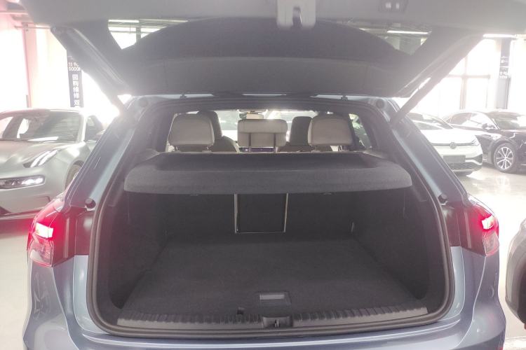 Used Audi Q4 e-tron 2022 40 e-tron Boundary Edition Trunk