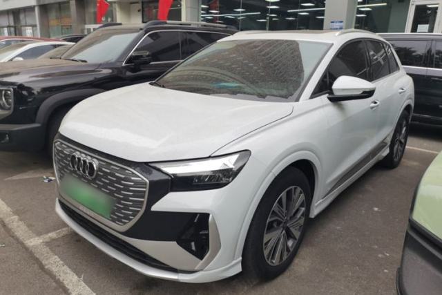 Used Audi Q4 e-tron 2022 40 e-tron Adventure Edition