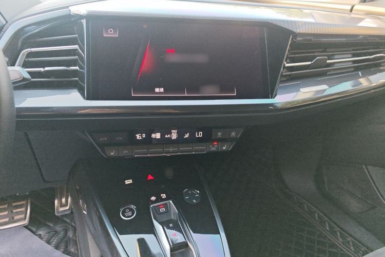 Used Audi Q4 e-tron 2022 40 e-tron Boundary Edition Audio And AC Panel