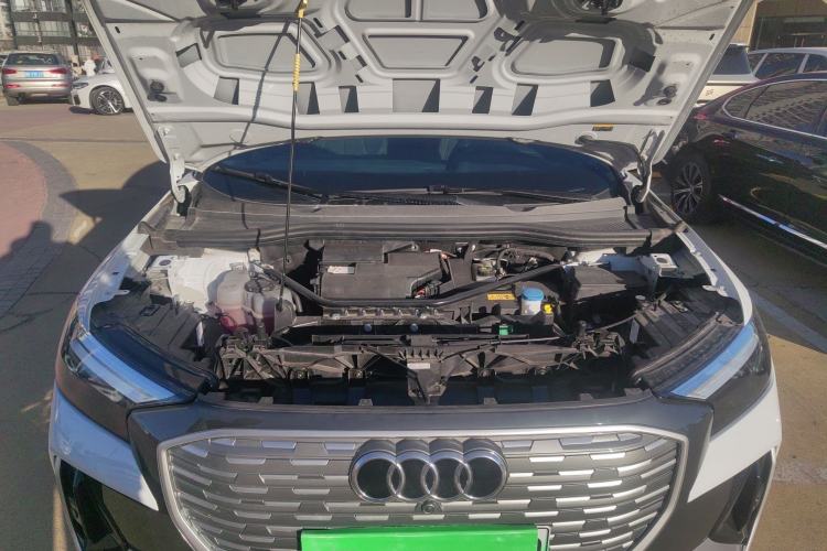 Used Audi Q4 e-tron 2022 50 e-tron quattro Visionary Edition Engine Bay