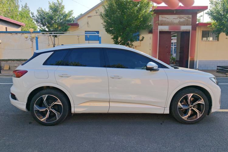 Used Audi Q4 e-tron 2022 40 e-tron Boundary Edition Exterior 1