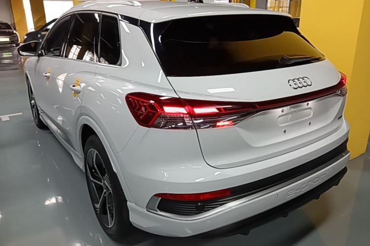 Used Audi Q4 e-tron 2022 50 e-tron quattro Visionary Edition Exterior 2