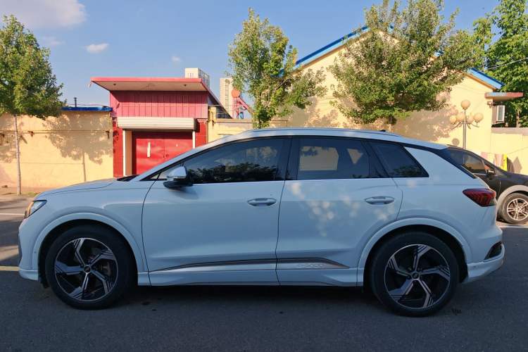 Used Audi Q4 e-tron 2022 40 e-tron Boundary Edition Exterior 2