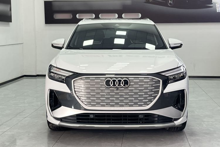 Used Audi Q4 e-tron 2022 40 e-tron Boundary Edition Exterior 4