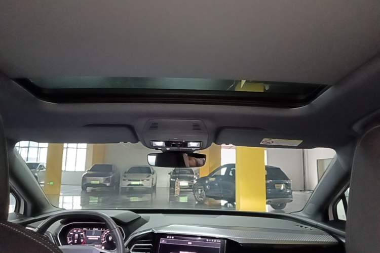 Used Audi Q4 e-tron 2022 50 e-tron quattro Visionary Edition Headliner