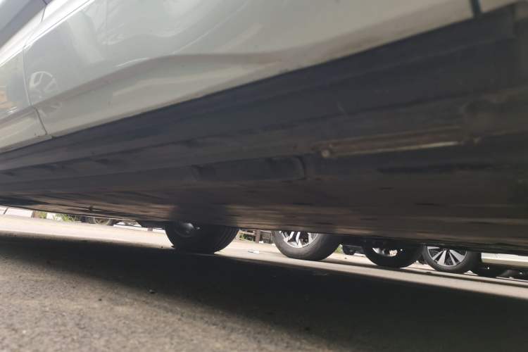 Used Audi Q4 e-tron 2022 40 e-tron Adventure Edition Left Side Sill