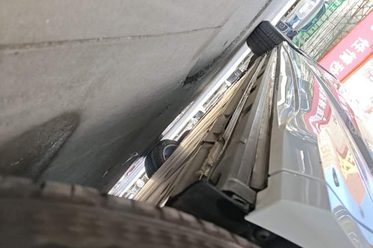 Used Audi Q4 e-tron 2022 40 e-tron Adventure Edition Left Side Sill