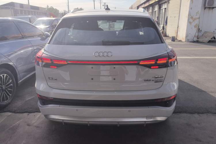 Used Audi Q4 e-tron 2022 50 e-tron quattro Creation Edition Rear