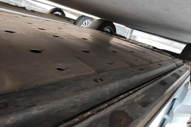 Used Audi Q4 e-tron 2022 40 e-tron Adventure Edition Right Side Sill