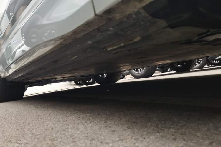 Used Audi Q4 e-tron 2022 40 e-tron Adventure Edition Right Side Sill