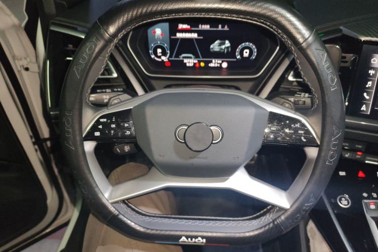 Used Audi Q4 e-tron 2022 40 e-tron Boundary Edition Steering Wheel