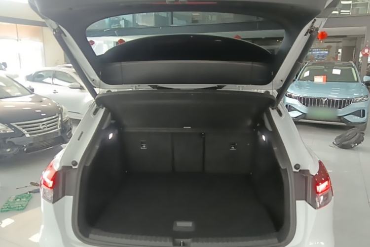Used Audi Q4 e-tron 2022 40 e-tron Boundary Edition Trunk
