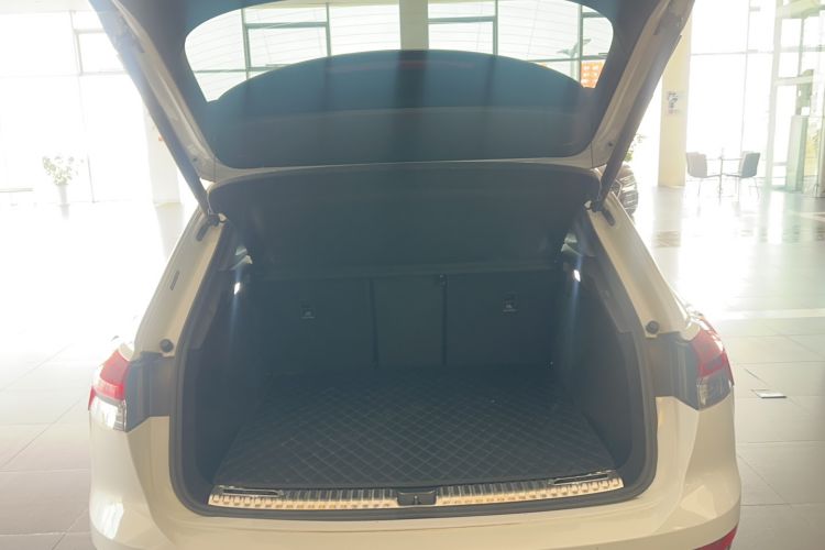 Used Audi Q4 e-tron 2022 50 e-tron quattro Visionary Edition Trunk