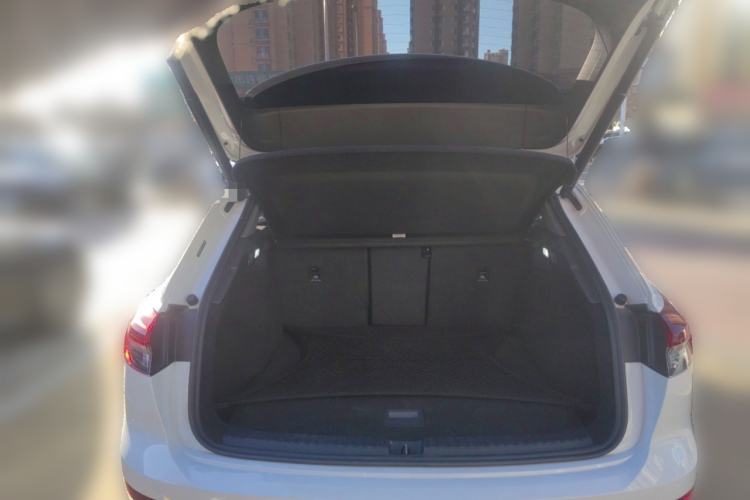 Used Audi Q4 e-tron 2022 50 e-tron quattro Visionary Edition Trunk