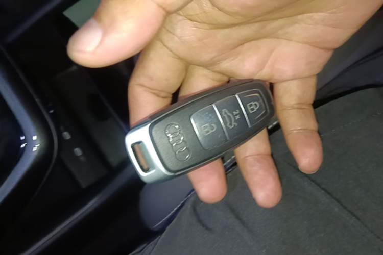 Used Audi Q4 e-tron 2022 40 e-tron First Edition Vehicle Key