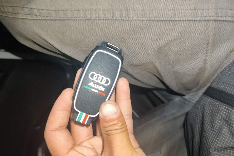 Used Audi Q4 e-tron 2022 40 e-tron Boundary Edition Vehicle Key