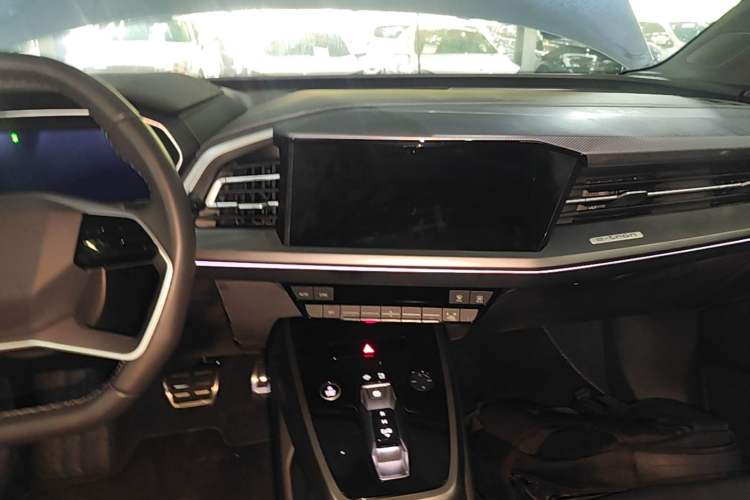 Used Audi Q4 e-tron 2023 40 e-tron Adventure Edition Audio And AC Panel