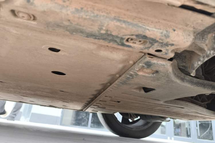 Used Audi Q4 e-tron 2023 40 e-tron Boundary Edition Chassis Rear Left