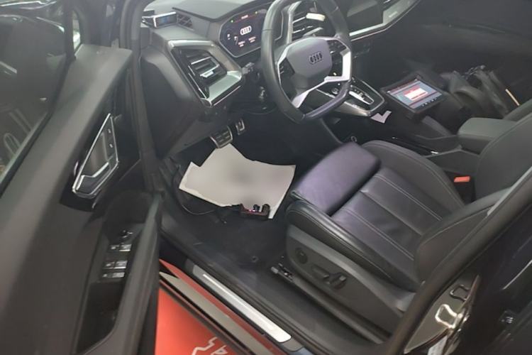 Used Audi Q4 e-tron 2023 40 e-tron Adventure Edition Driver Seat