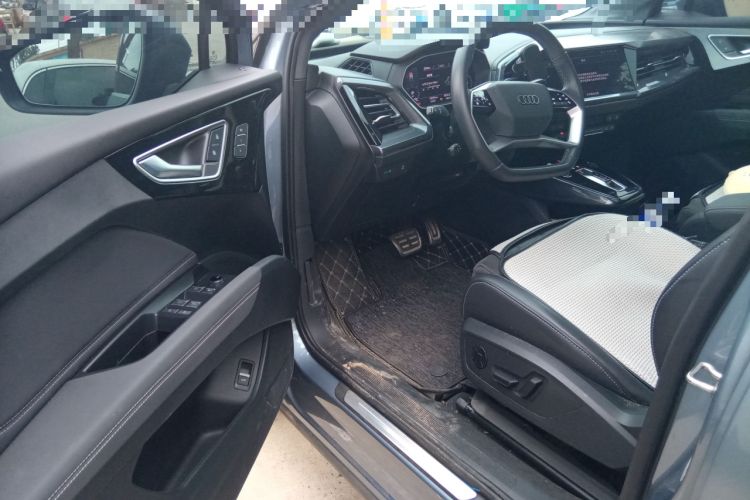 Used Audi Q4 e-tron 2023 40 e-tron Boundary Edition Driver Seat