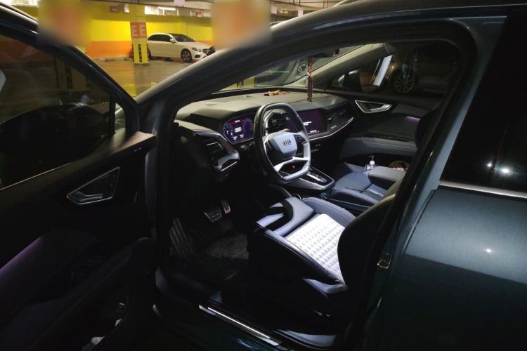 Used Audi Q4 e-tron 2023 40 e-tron Adventure Edition Driver Seat