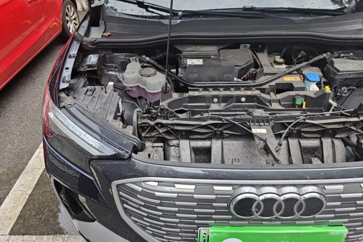 Used Audi Q4 e-tron 2023 40 e-tron Adventure Edition Engine Bay Right