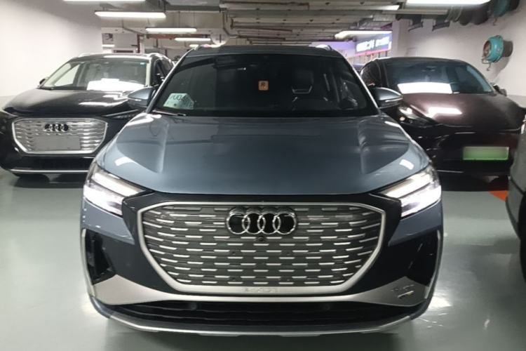 Used Audi Q4 e-tron 2023 50 e-tron quattro Visionary Edition Front