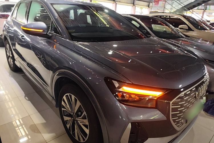 Used Audi Q4 e-tron 2023 40 e-tron Adventure Edition Front Right 45 Deg