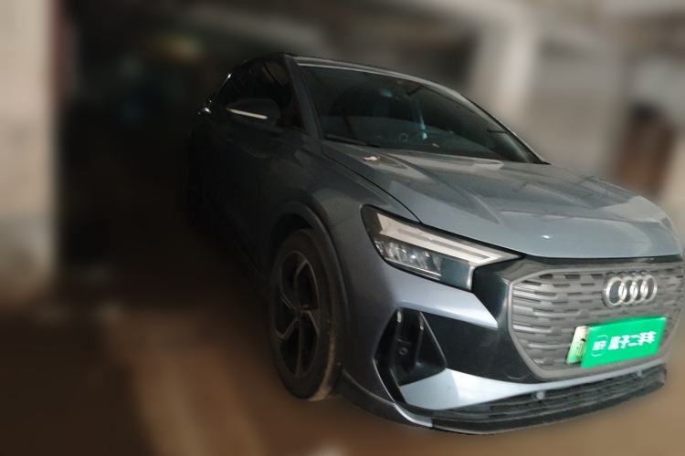 Used Audi Q4 e-tron 2023 40 e-tron Creation Edition Midnight Front Right 45 Deg