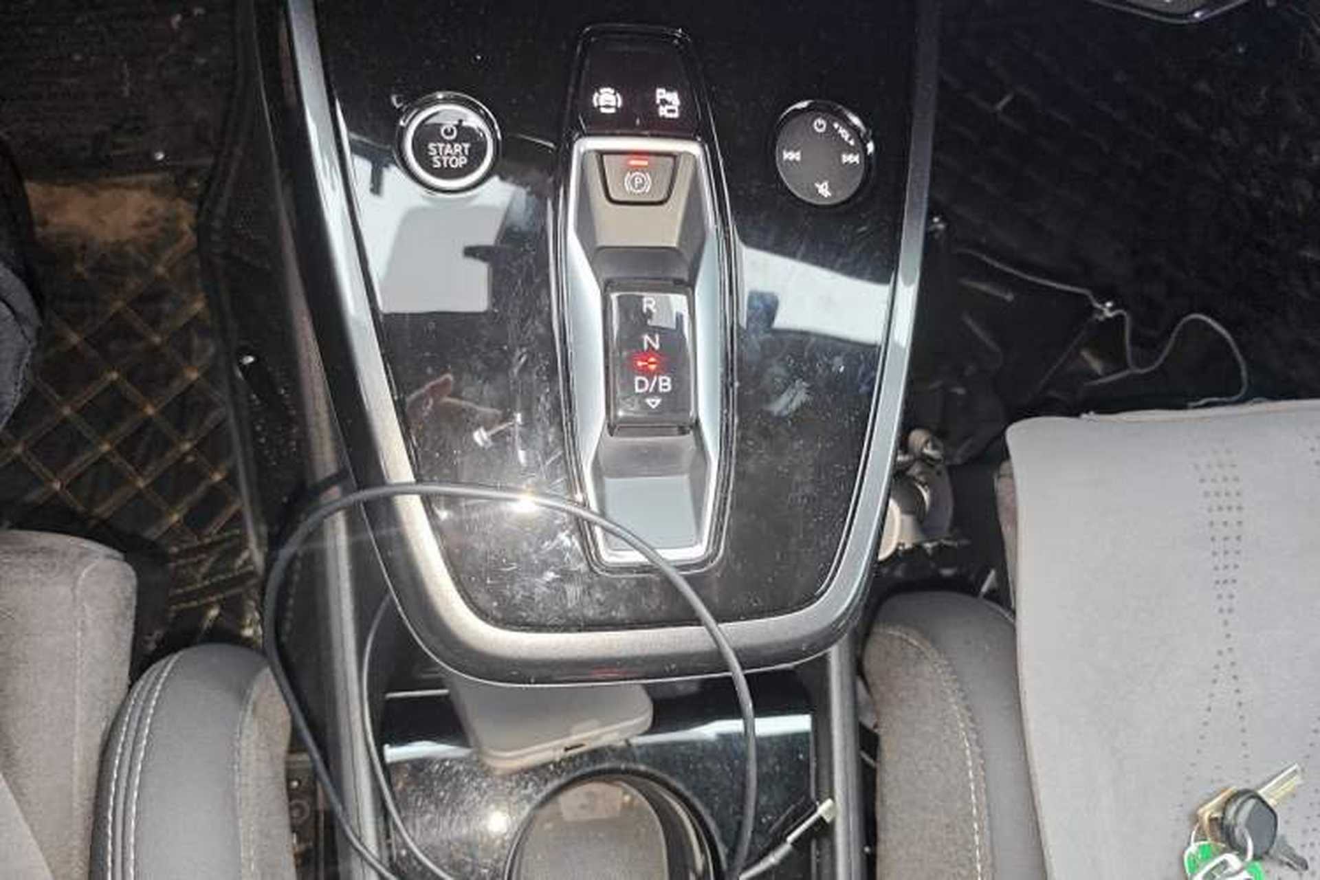 Used Audi Q4 e-tron 2023 40 e-tron Boundary Edition Gear Lever