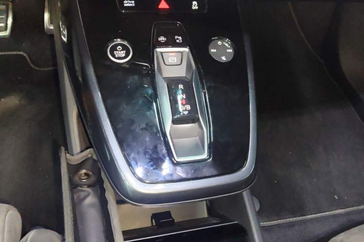 Used Audi Q4 e-tron 2023 40 e-tron Creation Edition Midnight Gear Lever