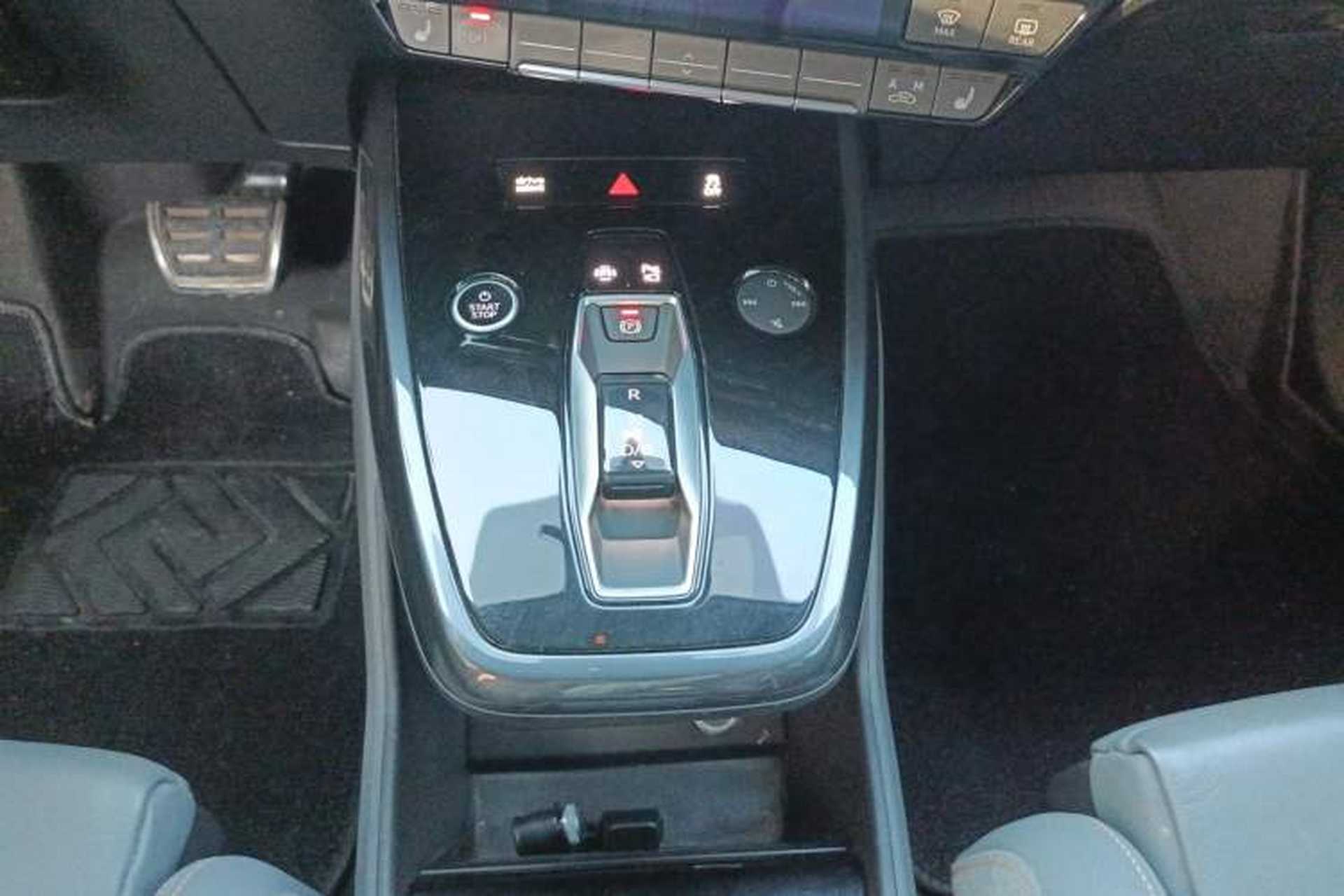 Used Audi Q4 e-tron 2023 40 e-tron Creation Edition Midnight Gear Lever