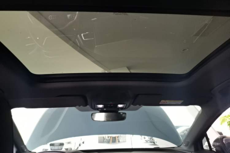Used Audi Q4 e-tron 2023 50 e-tron quattro Creation Edition Headliner