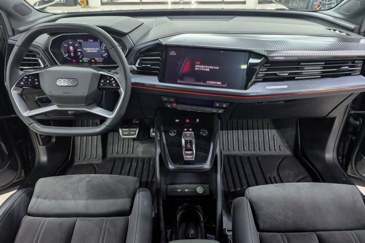 Used Audi Q4 e-tron 2023 40 e-tron Boundary Edition Interior 2