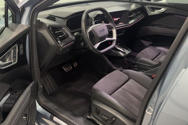 Used Audi Q4 e-tron 2023 40 e-tron Boundary Edition Interior 2